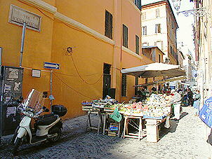 Via Bocca di Leone market