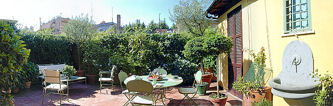 Rome Spanish Steps luxury apartments with terrace