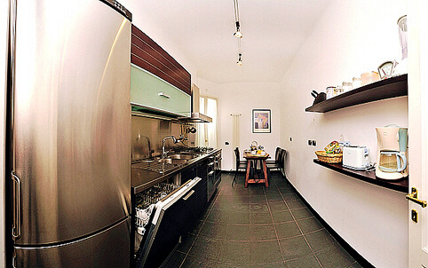 Spanish Steps apartments with large kitchens
