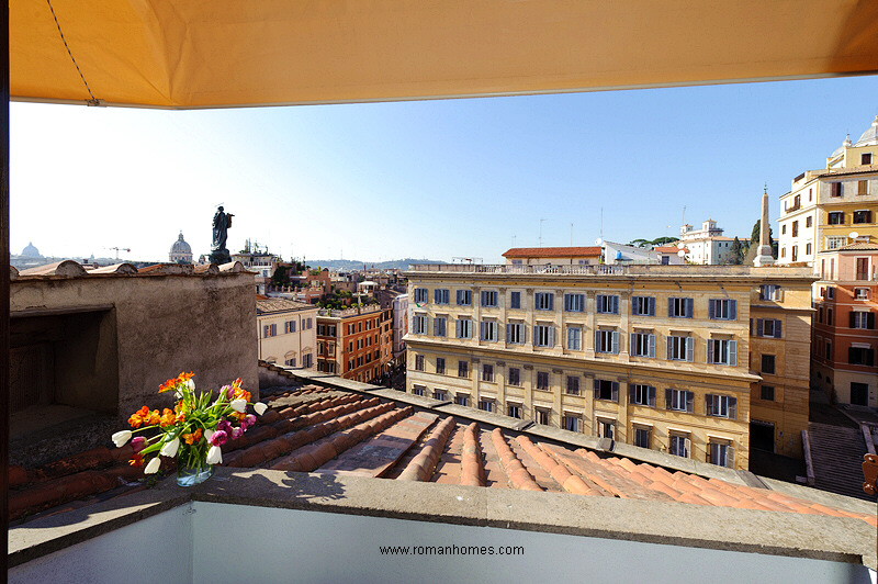View from the terrace of the twin beds room of the Rome Seagulls attic and superattic
