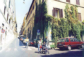 Roman Forum, Monti quarter, Via del Boschetto